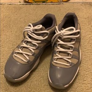 Air Jordan AJ11 classic shoes size 11 low grey👟